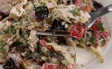 Летний салат с баклажанами: свежий взгляд на классическую закуску