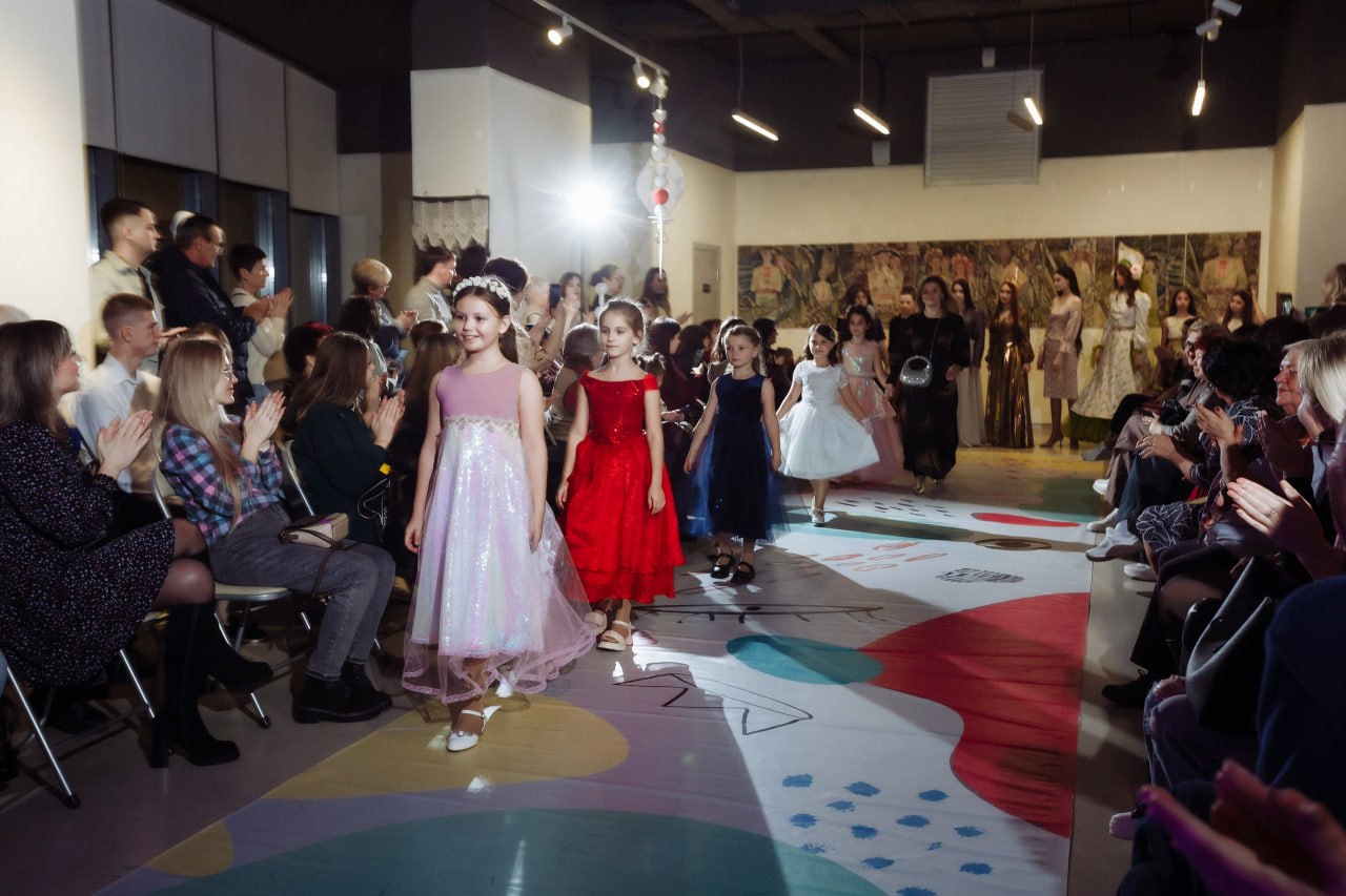 Модный показ в Старом Осколе Модный показ в Старом Осколе