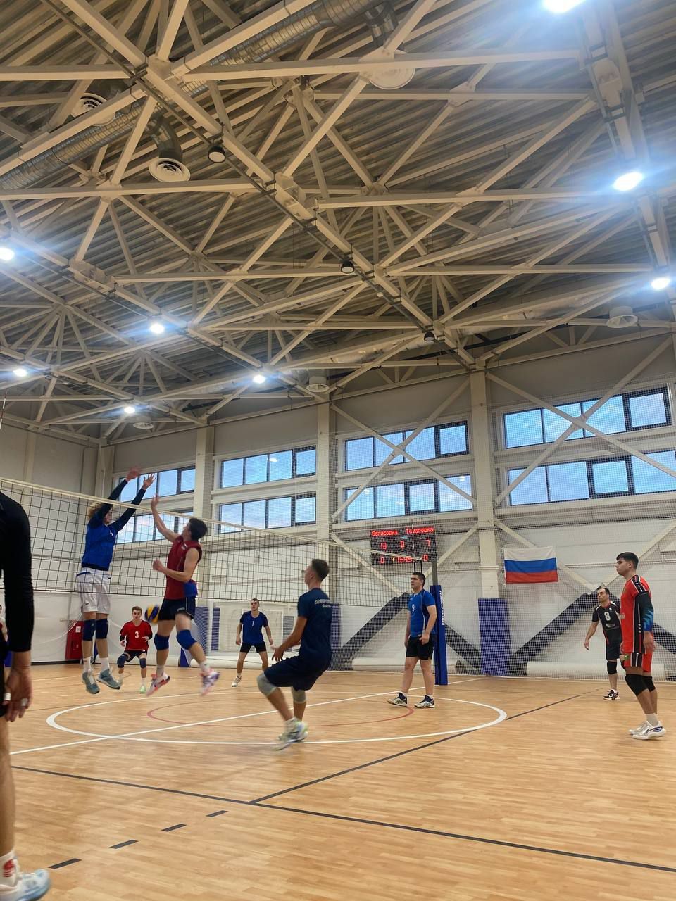 Олег Медведев: 3 и 4 ноября ФОК "Лидер" в Томаровке принимал юных спортсменов на турнирах по волейболу и баскетболу, посвященных Дню народного единства Олег Медведев: 3 и 4 ноября ФОК "Лидер" в Томаровке принимал юных спортсменов на турнирах по волейболу и баскетболу, посвященных Дню народного единства