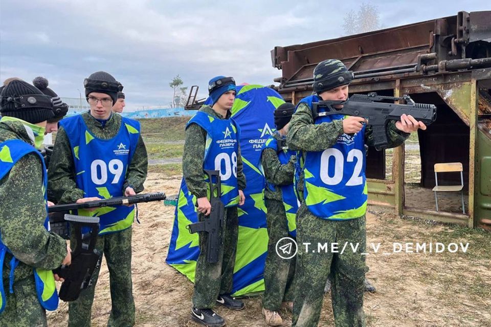 Наши ребята забрали золото и серебро на слёте военно-патриотических клубов Белгородской области! Наши ребята забрали золото и серебро на слёте военно-патриотических клубов Белгородской области!