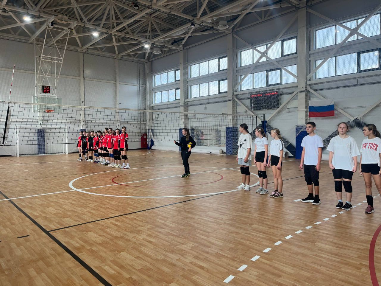 Олег Медведев: 3 и 4 ноября ФОК "Лидер" в Томаровке принимал юных спортсменов на турнирах по волейболу и баскетболу, посвященных Дню народного единства Олег Медведев: 3 и 4 ноября ФОК "Лидер" в Томаровке принимал юных спортсменов на турнирах по волейболу и баскетболу, посвященных Дню народного единства