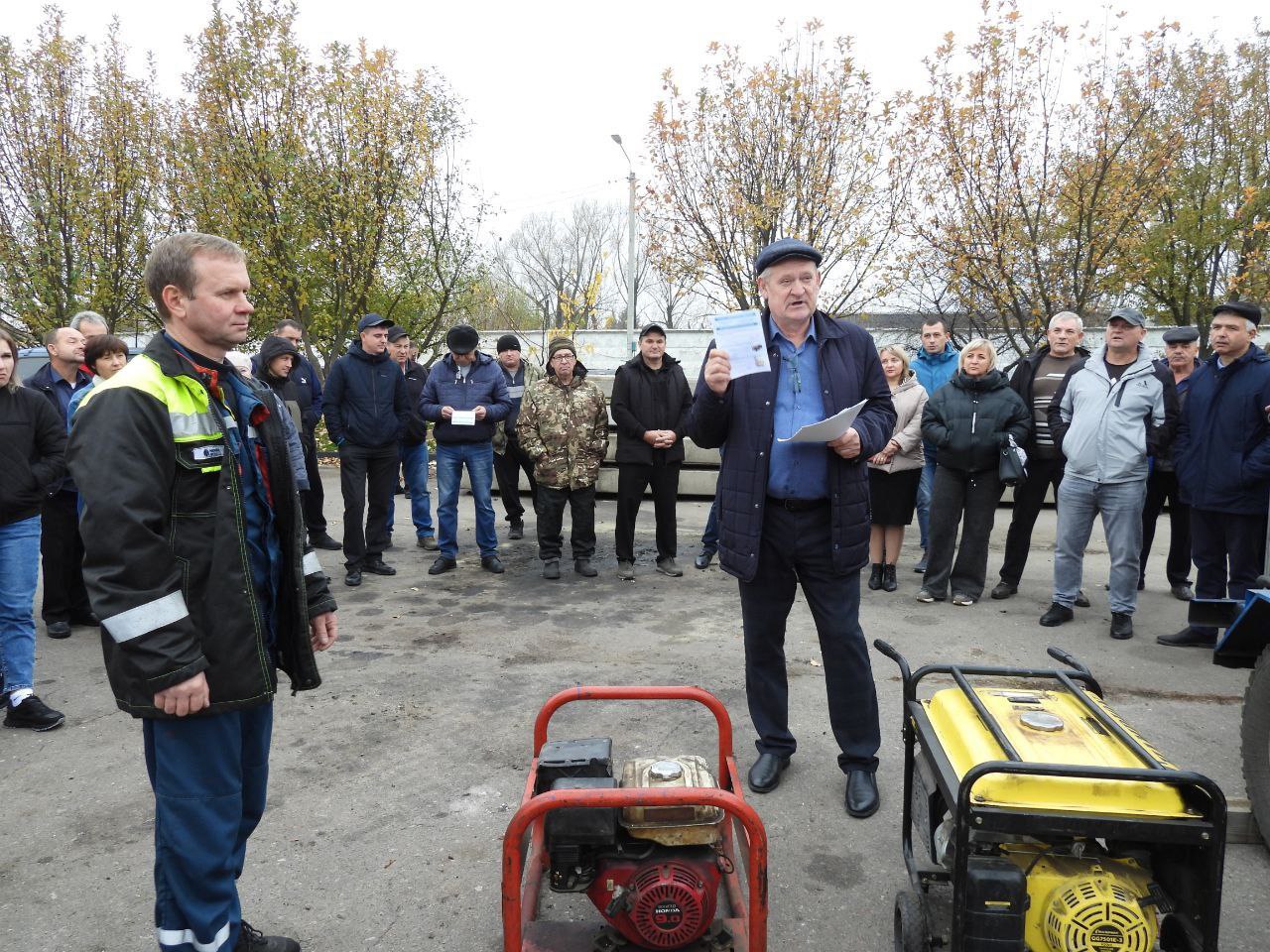 Татьяна Киричкова: Сегодня с участием сотрудников Филиала Ровеньского РЭС провели обучение глав администраций поселений и ответственных лиц за подключение и работу резервных источников электропитания Татьяна Киричкова: Сегодня с участием сотрудников Филиала Ровеньского РЭС провели обучение глав администраций поселений и ответственных лиц за подключение и работу резервных источников электропитания