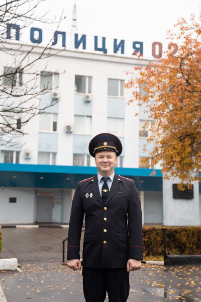 Буквально три дня остаётся, чтобы поддержать старооскольского полицейского Евгения Макарова в конкурсе «Народный участковый – 2025» Буквально три дня остаётся, чтобы поддержать старооскольского полицейского Евгения Макарова в конкурсе «Народный участковый – 2025»