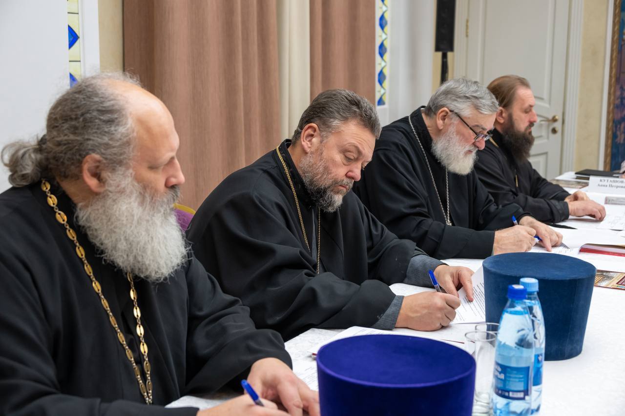 В Белгороде состоялось заседание организационного комитета по подготовке к XXIII Международным Иоасафовским образовательным чтениям В Белгороде состоялось заседание организационного комитета по подготовке к XXIII Международным Иоасафовским образовательным чтениям