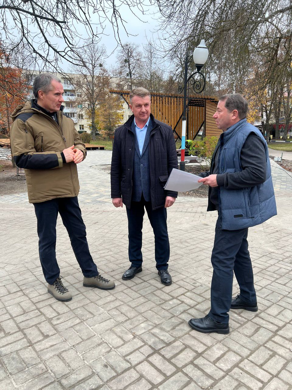 Владимир Переверзев: Сегодня в нашем районе с рабочей поездкой побывал губернатор Белгородской области Вячеслав Гладков Владимир Переверзев: Сегодня в нашем районе с рабочей поездкой побывал губернатор Белгородской области Вячеслав Гладков