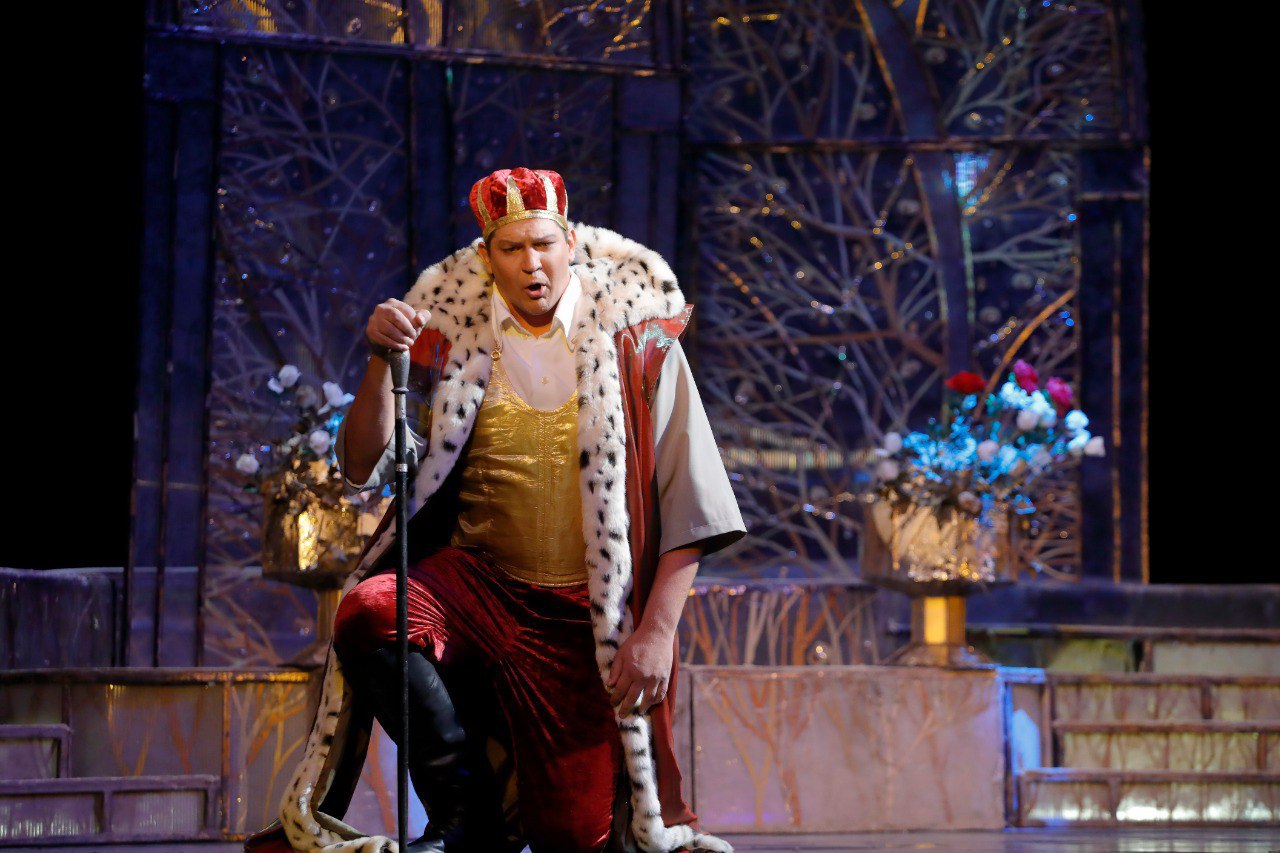 Учащиеся детских школ искусств из Белгорода, Курска, Губкина и Старого Оскола приняли участие в постановке оперы Петра Ильича Чайковского «Иоланта» на сцене Воронежского театра оперы и балета Учащиеся детских школ искусств из Белгорода, Курска, Губкина и Старого Оскола приняли участие в постановке оперы Петра Ильича Чайковского «Иоланта» на сцене Воронежского театра оперы и балета