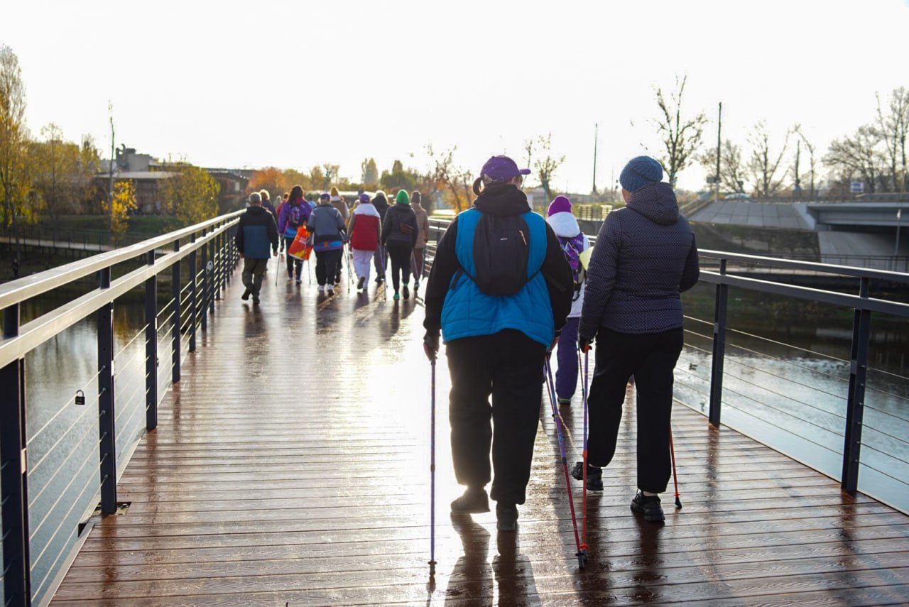 На «Берегах» окончен сезон открытых тренировок по северной ходьбе На «Берегах» окончен сезон открытых тренировок по северной ходьбе