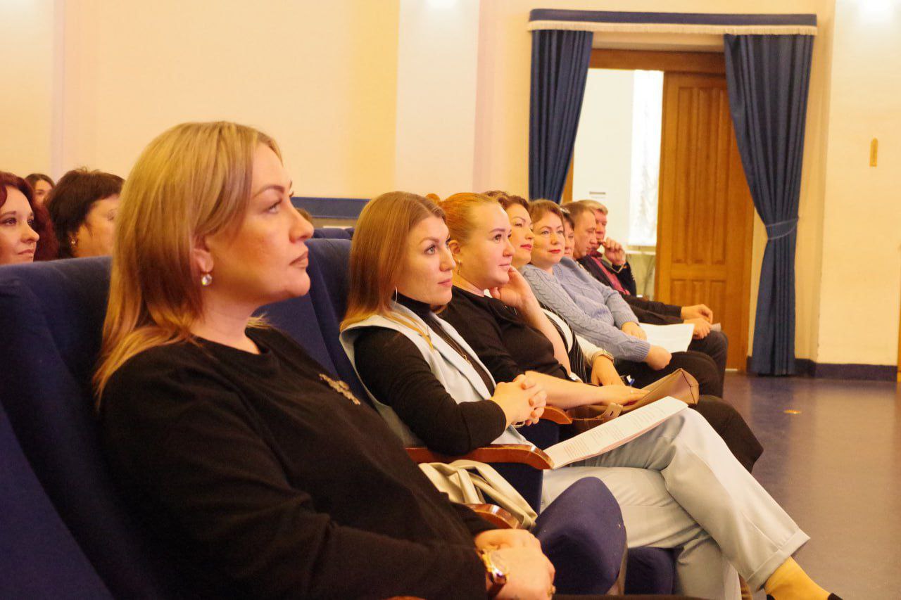 Олег Медведев: Продуктивное заседание для продуктивной работы Олег Медведев: Продуктивное заседание для продуктивной работы