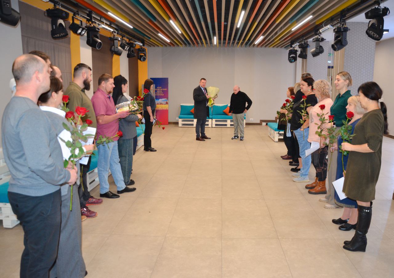 Талантливый музыкант, заслуженный работник культуры РФ Анатолий Ковальчук отметил 80-летний юбилей Талантливый музыкант, заслуженный работник культуры РФ Анатолий Ковальчук отметил 80-летний юбилей