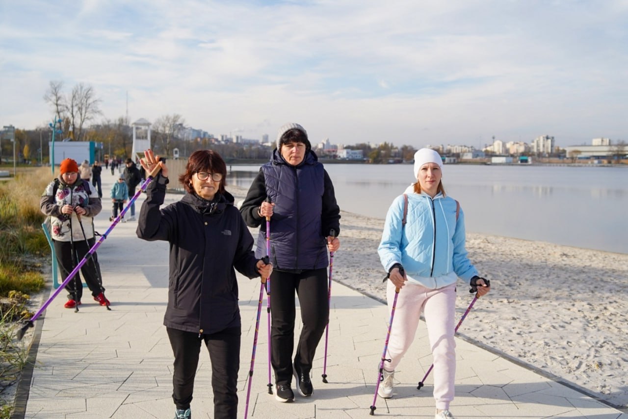 На «Берегах» окончен сезон открытых тренировок по северной ходьбе