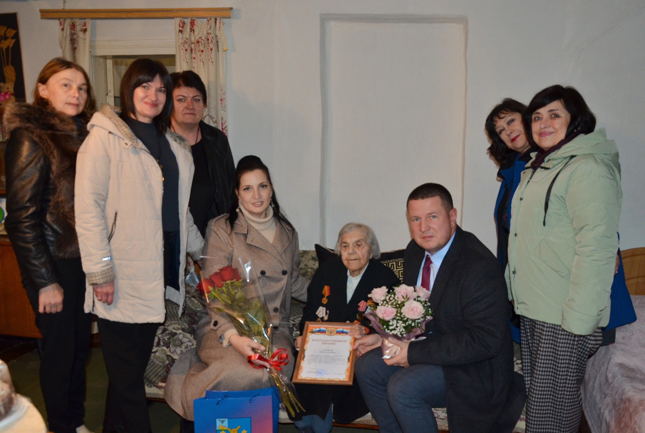 Труженица тыла, ветеран труда Нина Алексеевна Фролова отметила 95-летие Труженица тыла, ветеран труда Нина Алексеевна Фролова отметила 95-летие