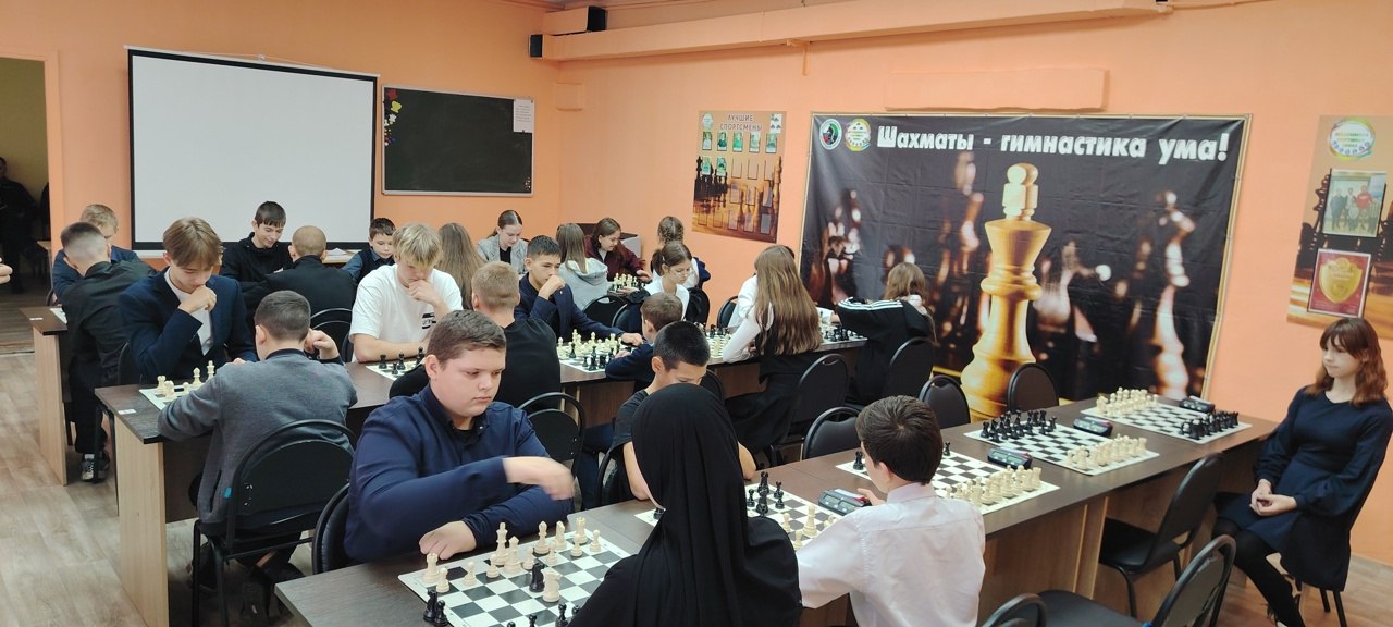 На базе Вейделевской спортивной школы прошли районные соревнования по шахматам среди команд общеобразовательных организаций дивизиона «А», в рамках 68-й Спартакиады школьников в 2025 – 2026 учебном году На базе Вейделевской спортивной школы прошли районные соревнования по шахматам среди команд общеобразовательных организаций дивизиона «А», в рамках 68-й Спартакиады школьников в 2025 – 2026 учебном году