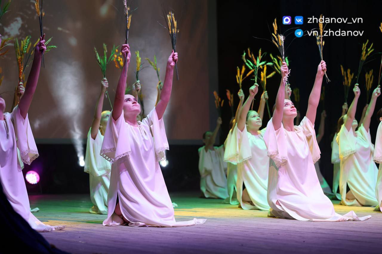 Владимир Жданов: Чествуем тружеников агропромышленного комплекса! Владимир Жданов: Чествуем тружеников агропромышленного комплекса!