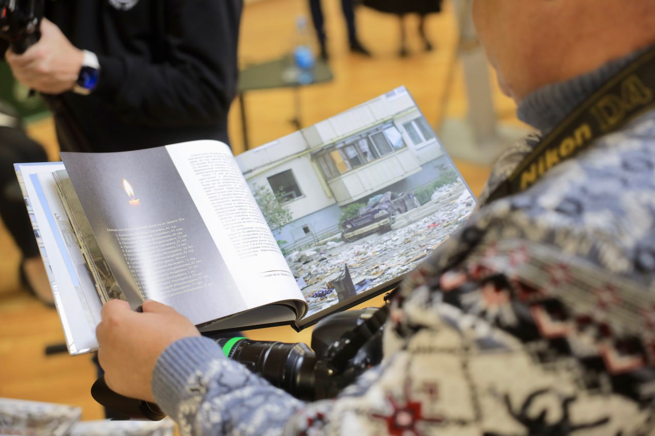 Татьяна Киреева: В Белгородской государственной универсальной научной библиотеке состоялась презентация книги «Три года под огнём» Татьяна Киреева: В Белгородской государственной универсальной научной библиотеке состоялась презентация книги «Три года под огнём»