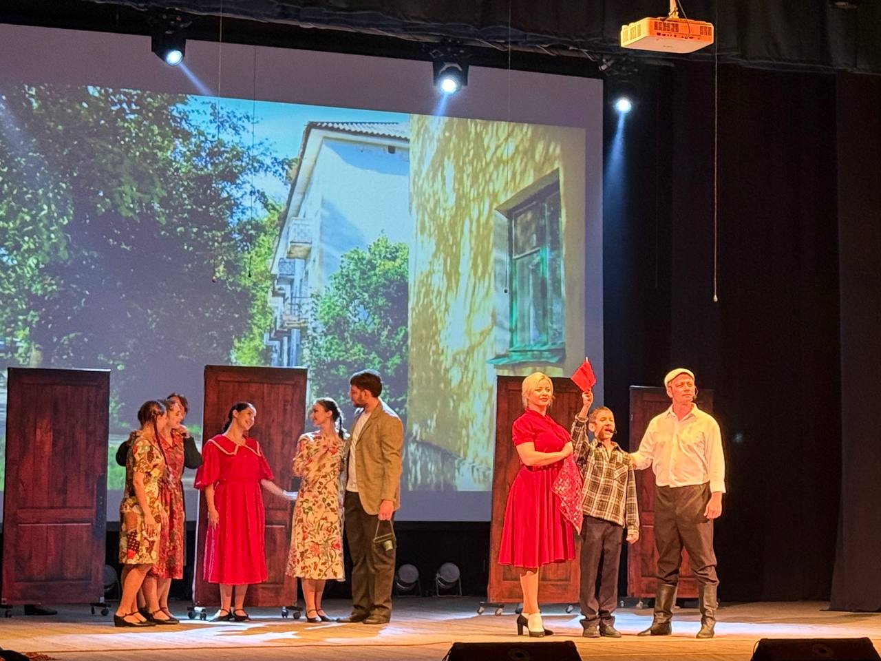 В рамках культурной эстафеты «Белгородская область — Родина Победы!» состоялся творческий визит делегации из Губкинского городского округа в Старооскольский городской округ В рамках культурной эстафеты «Белгородская область — Родина Победы!» состоялся творческий визит делегации из Губкинского городского округа в Старооскольский городской округ