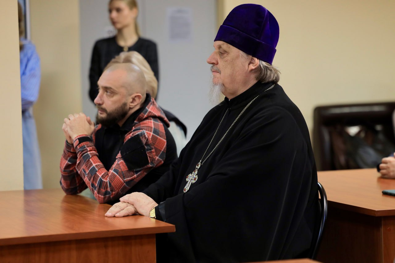 Татьяна Киреева: В Белгородской государственной универсальной научной библиотеке состоялась презентация книги «Три года под огнём» Татьяна Киреева: В Белгородской государственной универсальной научной библиотеке состоялась презентация книги «Три года под огнём»