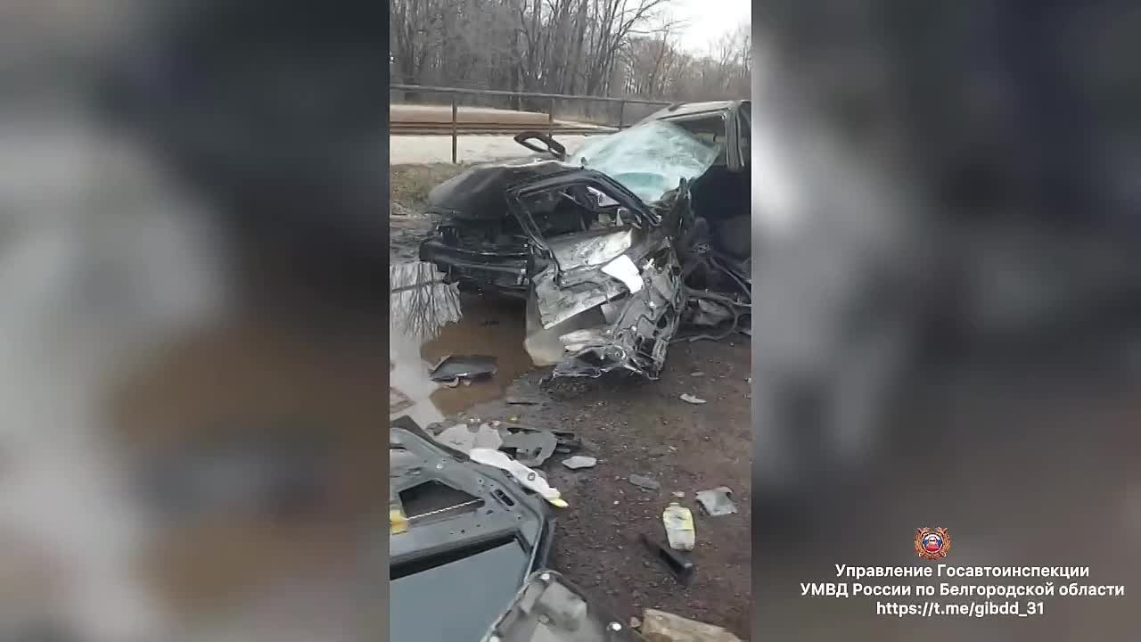 #СВОДКА_ДТП. По предварительным данным, вчера около 12 часов 30 минут 19-летний водитель автомобиля «Лада Приора» на 22 км автодороги «Магистраль 1-1» г. Старого Оскола не выбрал безопасную дистанцию и совершил столкновение...