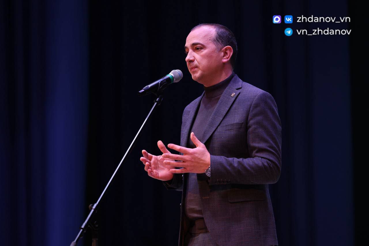 Владимир Жданов: Чествуем тружеников агропромышленного комплекса! Владимир Жданов: Чествуем тружеников агропромышленного комплекса!