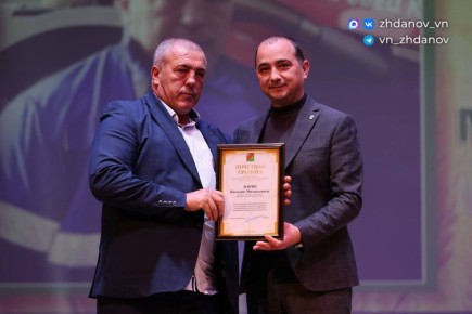 Владимир Жданов: Чествуем тружеников агропромышленного комплекса!