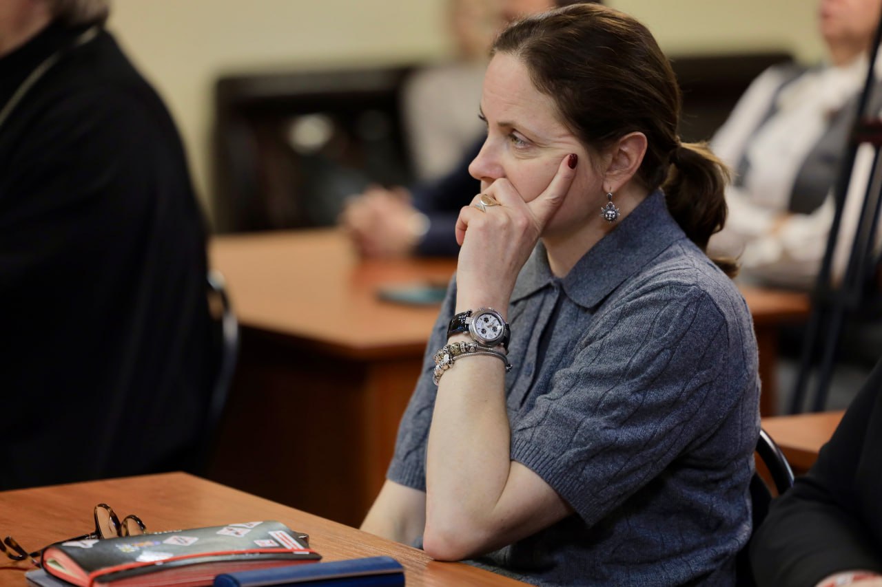 Татьяна Киреева: В Белгородской государственной универсальной научной библиотеке состоялась презентация книги «Три года под огнём» Татьяна Киреева: В Белгородской государственной универсальной научной библиотеке состоялась презентация книги «Три года под огнём»