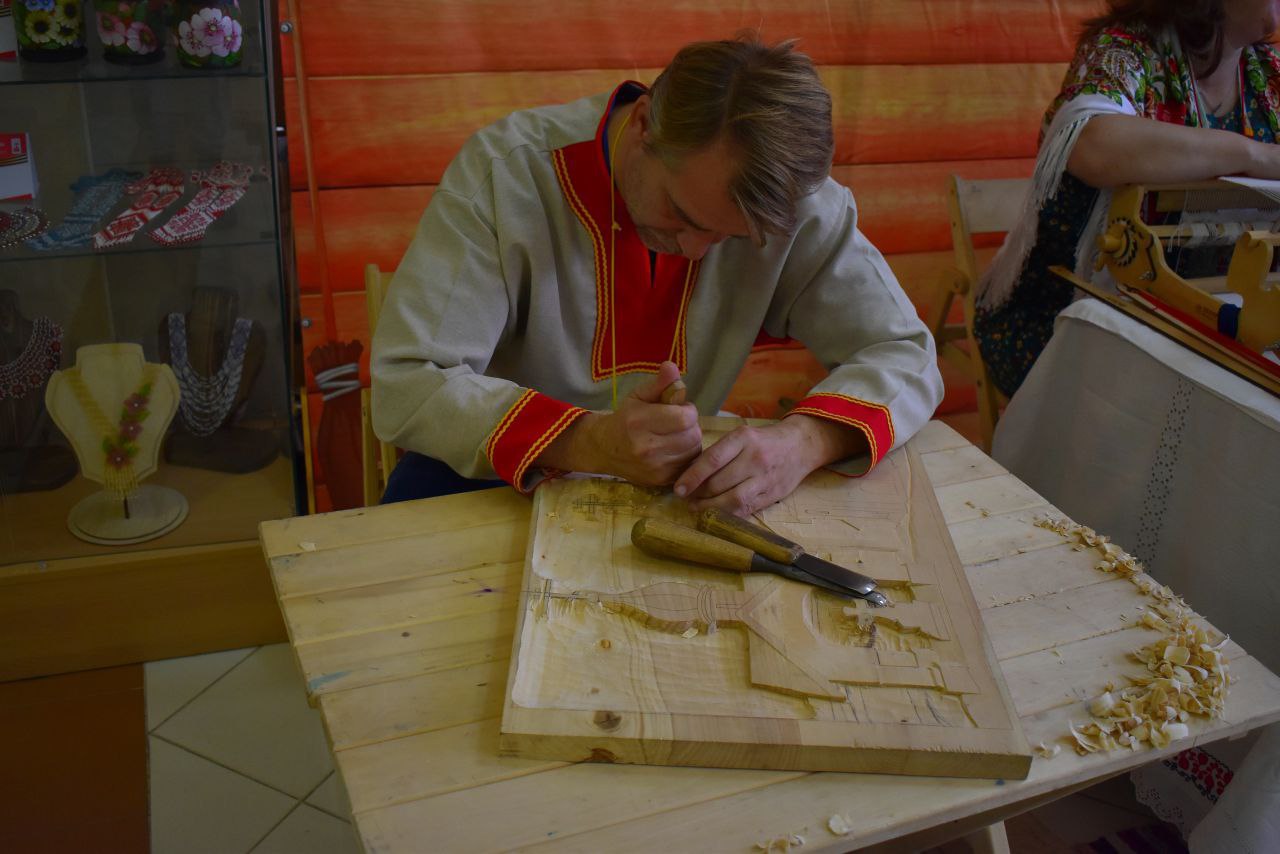 В рамках областной эстафеты культуры «Белгородская область — Родина Победы» в Центре культурного развития посёлка Волоконовка выступили творческие коллективы Чернянского района В рамках областной эстафеты культуры «Белгородская область — Родина Победы» в Центре культурного развития посёлка Волоконовка выступили творческие коллективы Чернянского района