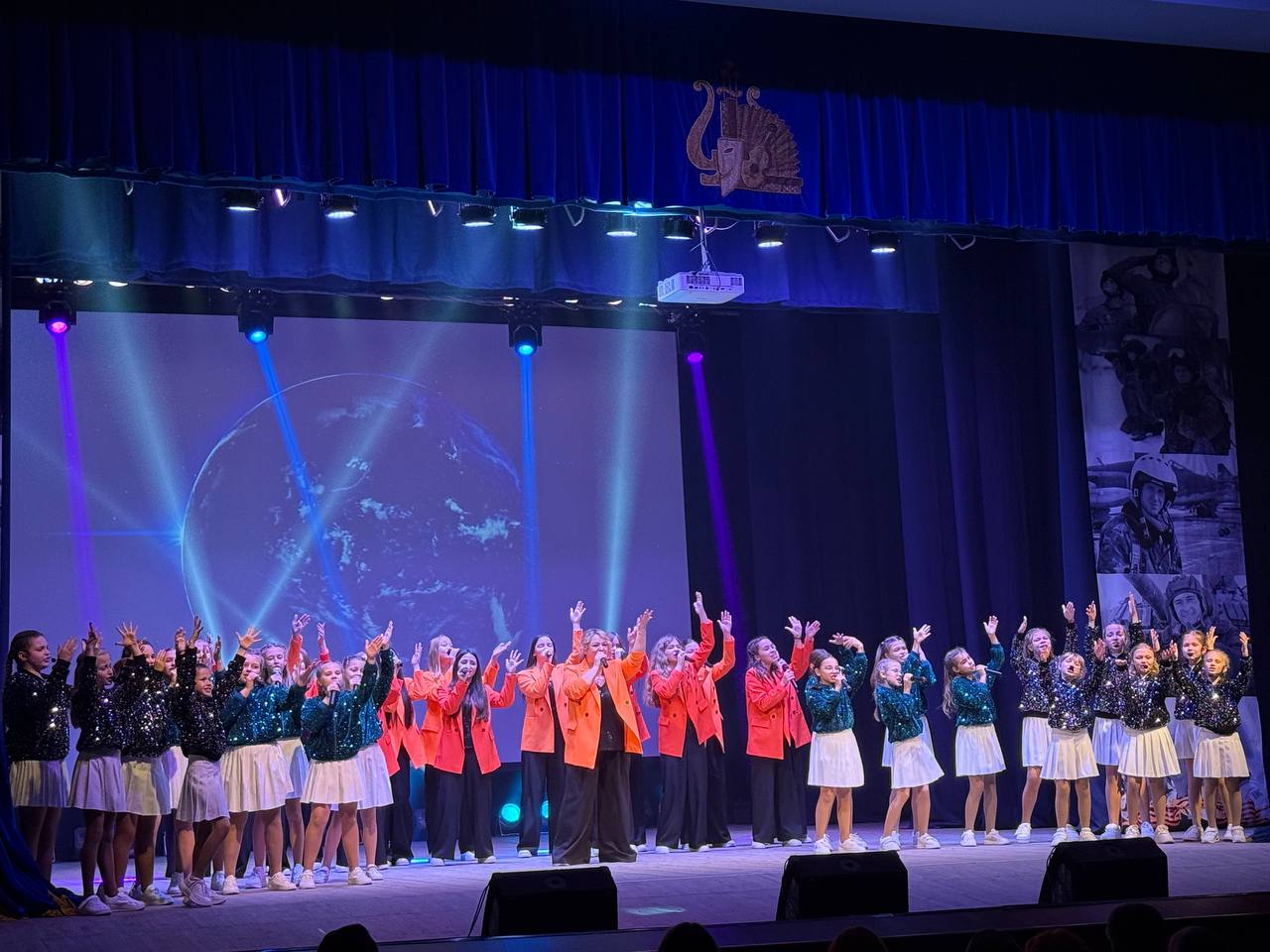 В рамках культурной эстафеты «Белгородская область — Родина Победы!» состоялся творческий визит делегации из Губкинского городского округа в Старооскольский городской округ В рамках культурной эстафеты «Белгородская область — Родина Победы!» состоялся творческий визит делегации из Губкинского городского округа в Старооскольский городской округ