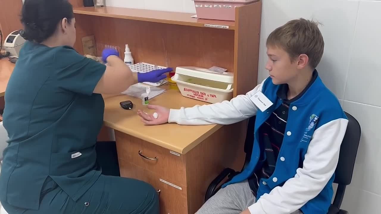 Ученики медицинского класса Большетроицкой школы стали участниками Фабрики процессов по сценарию «Приём врача общей практики»