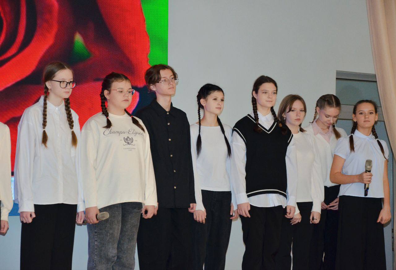 Андрей Иконников: Сегодня в Краснояружском районе особенное мероприятие — посвящение в юные медики Белогорья Андрей Иконников: Сегодня в Краснояружском районе особенное мероприятие — посвящение в юные медики Белогорья