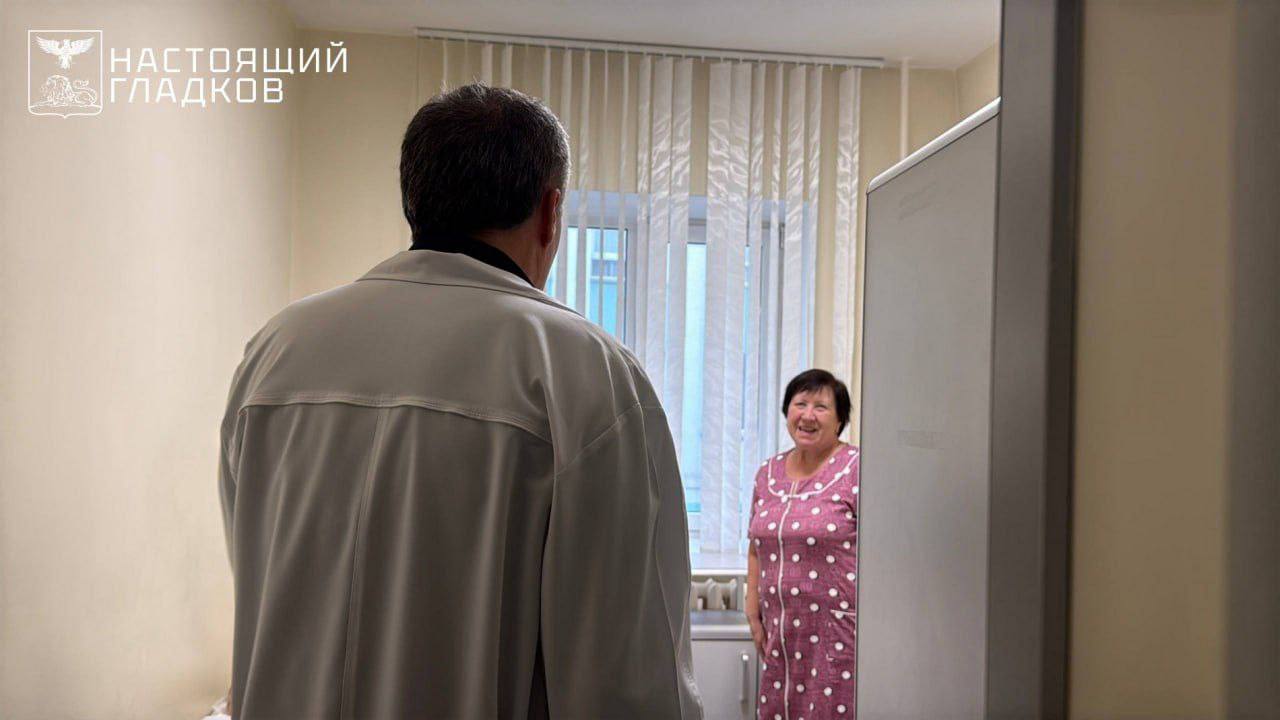 Вячеслав Гладков навестил пострадавших от атак ВСУ белгородцев Вячеслав Гладков навестил пострадавших от атак ВСУ белгородцев