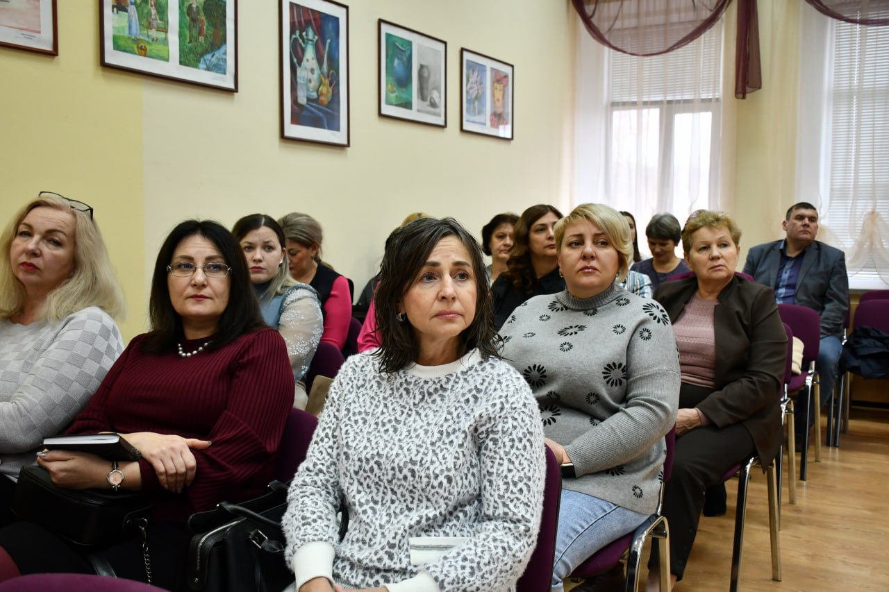 Галина Пятых: Участие в методическом семинаре для педагогов Борисовского района Галина Пятых: Участие в методическом семинаре для педагогов Борисовского района