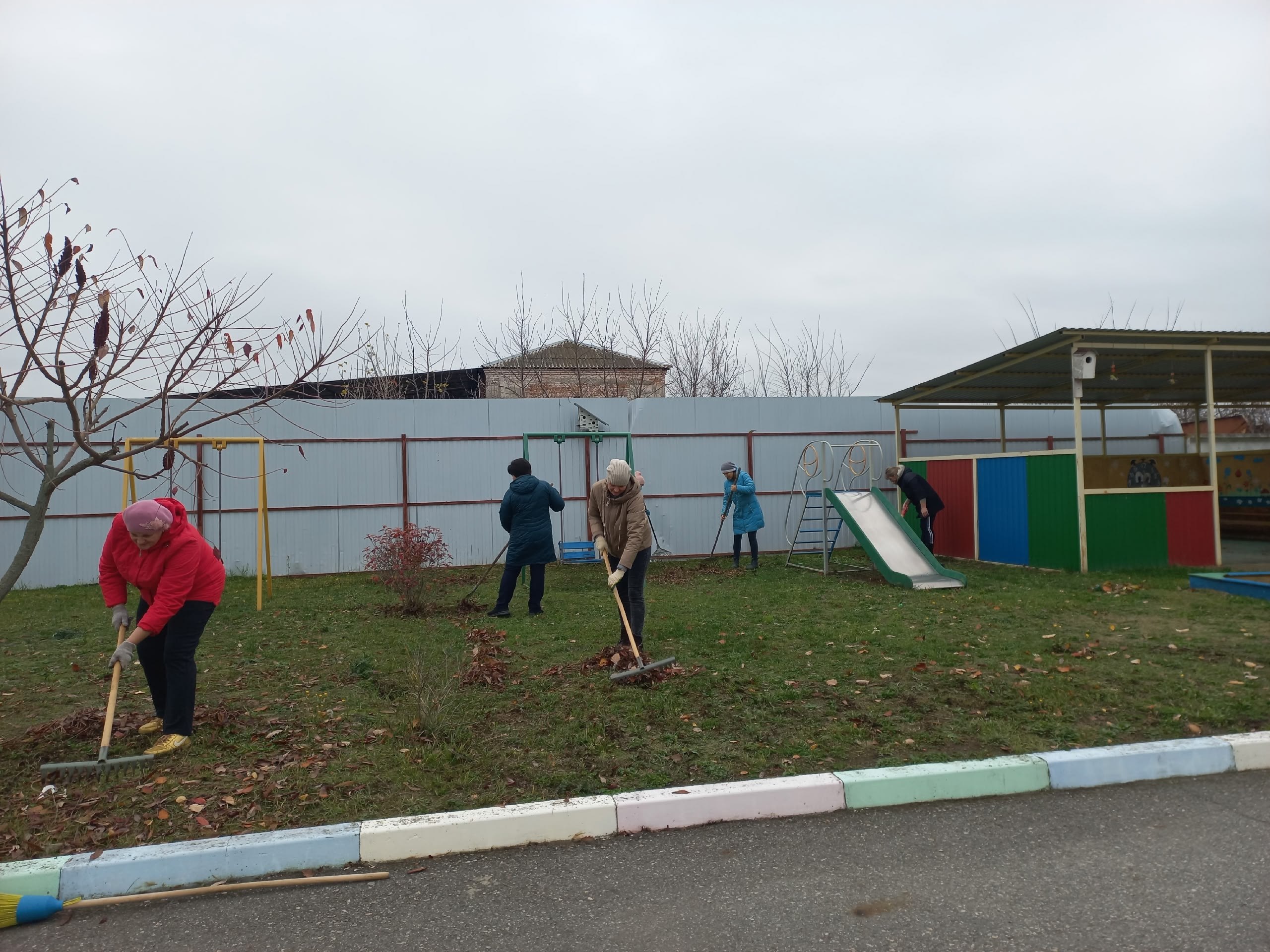 «Радуга» вносит свой вклад в чистоту округа «Радуга» вносит свой вклад в чистоту округа