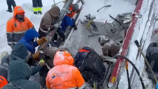 Главное к этому часу:. На Камчатке спасли геолога, который оказался под лавиной