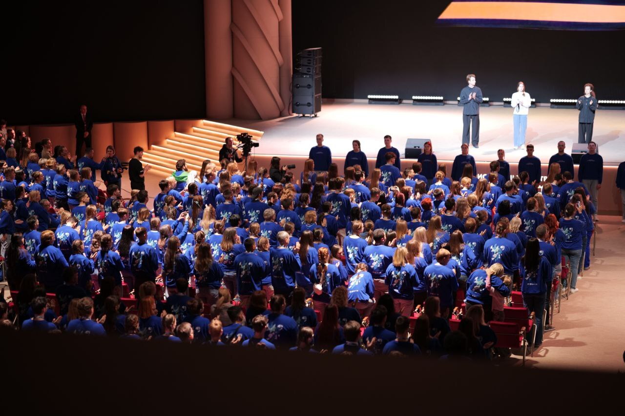 Святослав Назаров — участник международного итогового форума волонтёров, приуроченного к празднованию 80-летия Победы Святослав Назаров — участник международного итогового форума волонтёров, приуроченного к празднованию 80-летия Победы