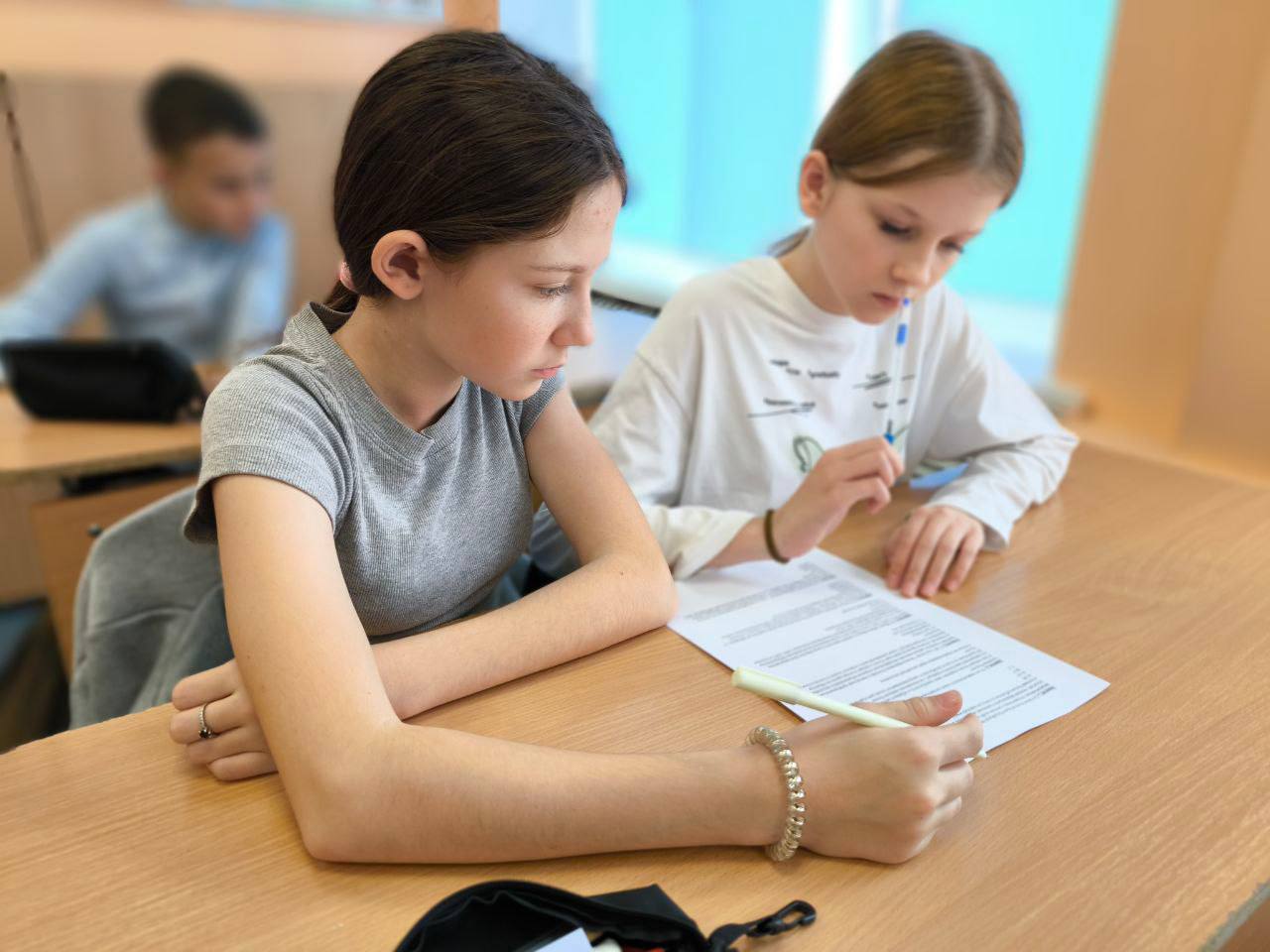 Андрей Миськов: Новооскольцы присоединились к написанию юбилейного Этнографического диктанта Андрей Миськов: Новооскольцы присоединились к написанию юбилейного Этнографического диктанта