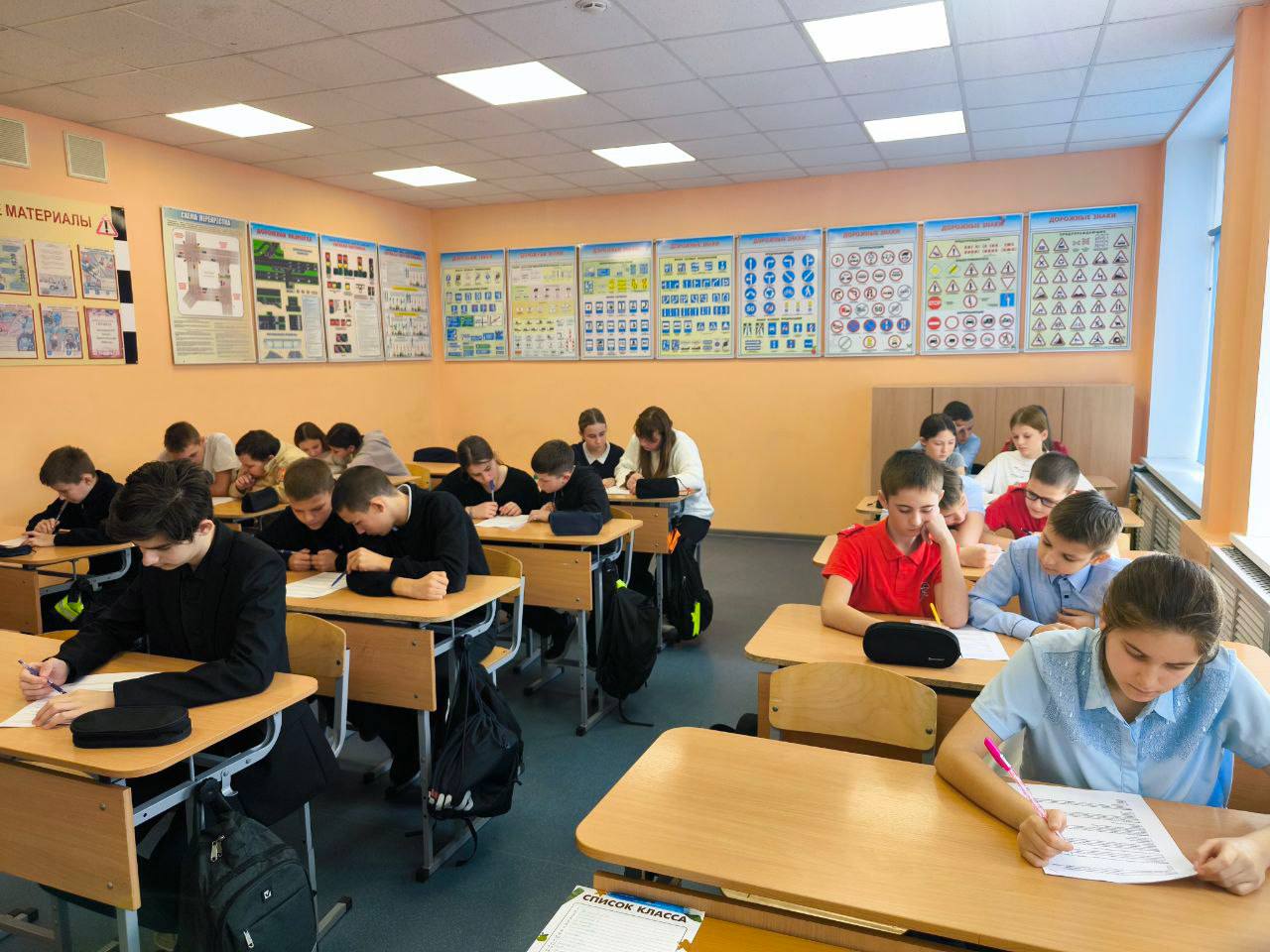 Андрей Миськов: Новооскольцы присоединились к написанию юбилейного Этнографического диктанта Андрей Миськов: Новооскольцы присоединились к написанию юбилейного Этнографического диктанта