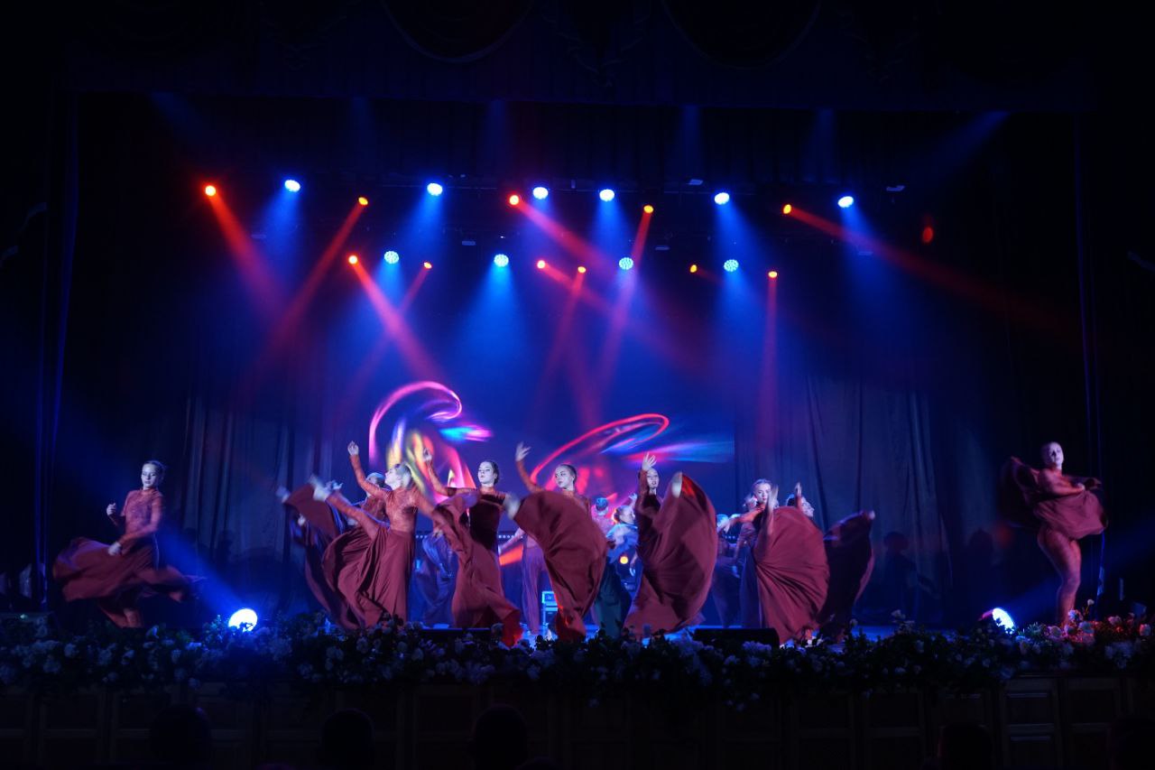 Олег Медведев: Сегодня, в ЦКР "Звёздный", мы отметили профессиональный праздник - День сотрудника органов внутренних дел! Это особенный день, когда мы чествуем тех, кто стоит на страже нашего спокойствия и безопасности, кто... Олег Медведев: Сегодня, в ЦКР "Звёздный", мы отметили профессиональный праздник - День сотрудника органов внутренних дел! Это особенный день, когда мы чествуем тех, кто стоит на страже нашего спокойствия и безопасности, кто...