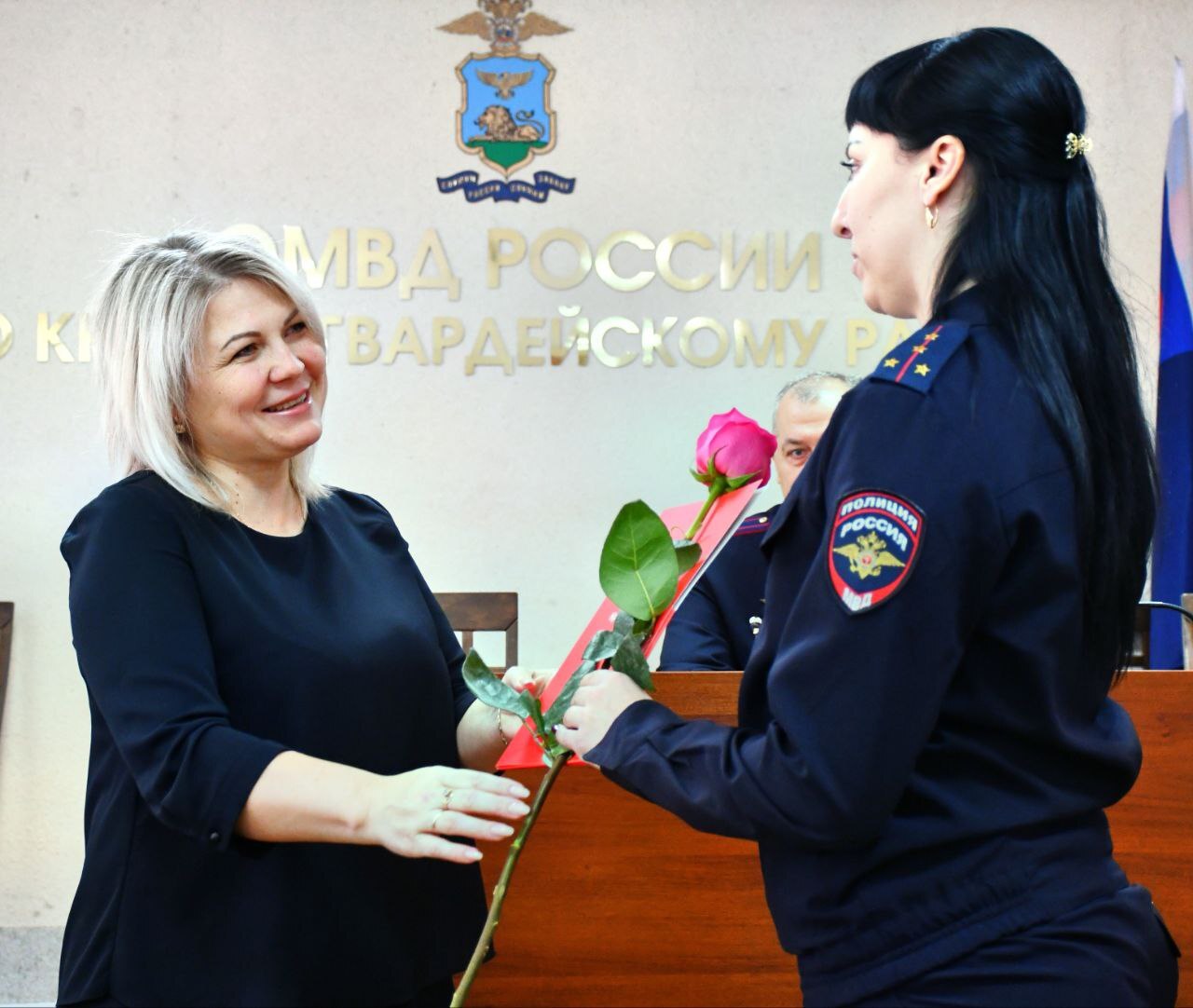 Глава Красногвардейского муниципального округа поздравила сотрудников и ветеранов органов внутренних дел с профессиональным праздником Глава Красногвардейского муниципального округа поздравила сотрудников и ветеранов органов внутренних дел с профессиональным праздником