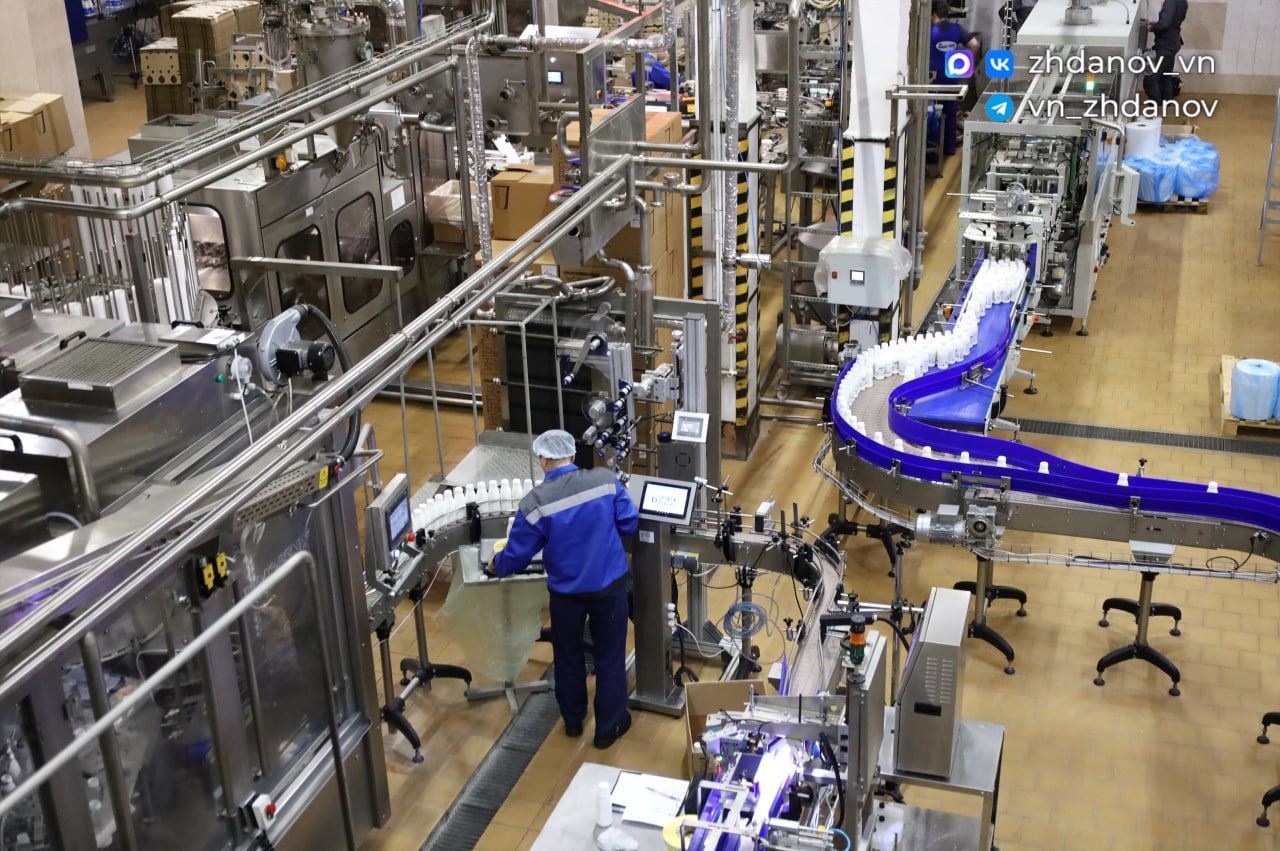 Владимир Жданов: Рабочая поездка на молочный комбинат «Авида» Владимир Жданов: Рабочая поездка на молочный комбинат «Авида»