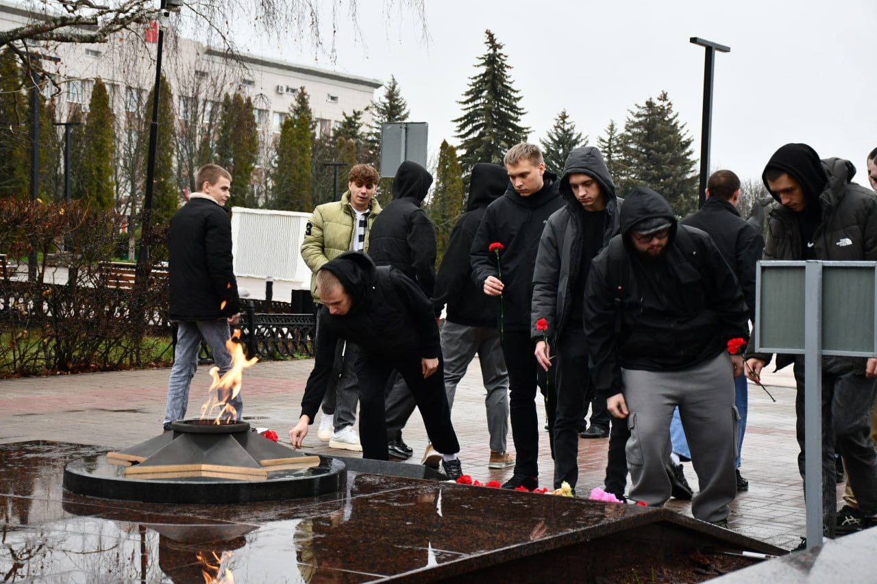 Галина Руденко: Сегодняшний день был отмечен теплыми словами поддержки в адрес юношей, отправляющихся с честью выполнять свой долг перед Отечеством Галина Руденко: Сегодняшний день был отмечен теплыми словами поддержки в адрес юношей, отправляющихся с честью выполнять свой долг перед Отечеством