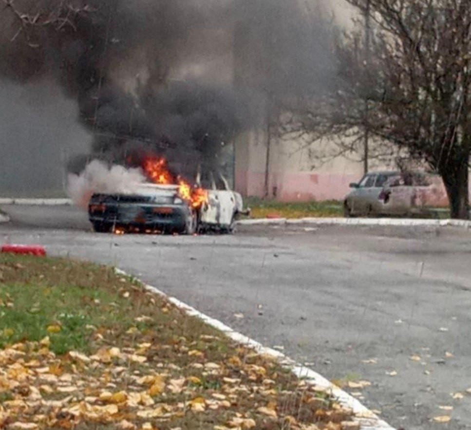 Дрон ВСУ в очередной раз атаковал автомобиль с мирным жителем в Белгородской области