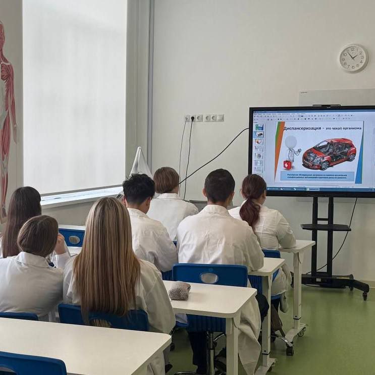 Татьяна Круглякова: В Белгородском муниципальном округе ученики медицинских классов узнали о важности диспансеризации и сохранения здоровья Татьяна Круглякова: В Белгородском муниципальном округе ученики медицинских классов узнали о важности диспансеризации и сохранения здоровья