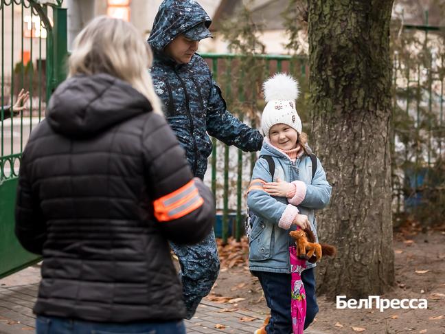 Сегодня в детсаду № 43 Белгорода провели акцию «Родительский патруль» Сегодня в детсаду № 43 Белгорода провели акцию «Родительский патруль»