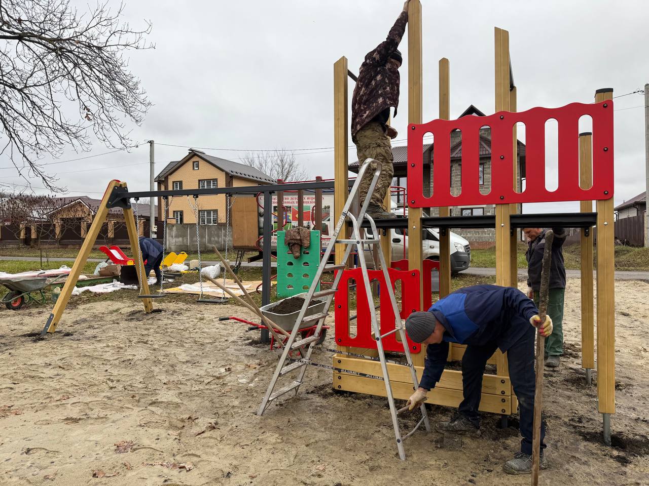 Анна Куташова: В рамках контроля за сроками реализации проектов наших ТОСов — победителей областного конкурса социально значимых инициатив — приехала в Яковлевский округ Анна Куташова: В рамках контроля за сроками реализации проектов наших ТОСов — победителей областного конкурса социально значимых инициатив — приехала в Яковлевский округ