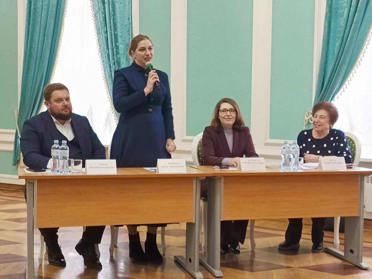 Сегодня в Белгороде открыли университет «Лидеры серебряного возраста» Сегодня в Белгороде открыли университет «Лидеры серебряного возраста»