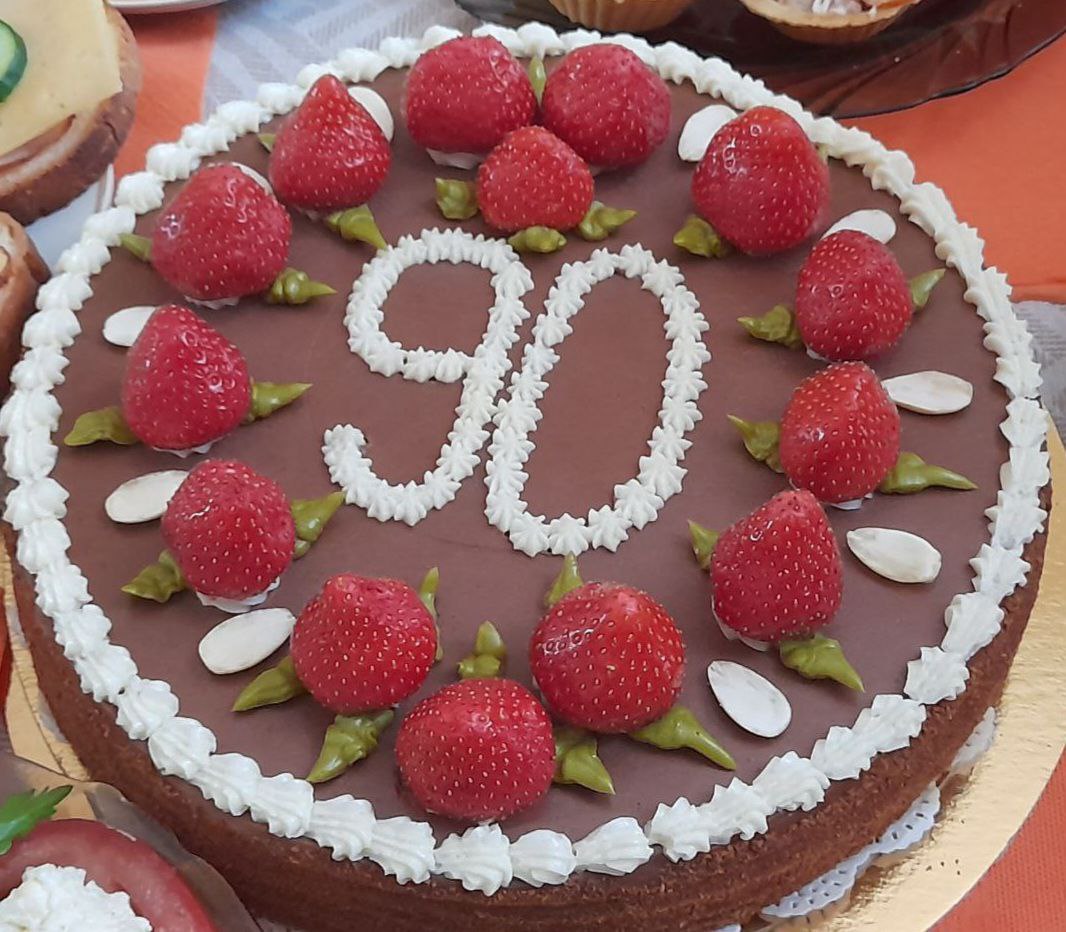 Татьяна Круглякова: Поздравила землячку с юбилеем Татьяна Круглякова: Поздравила землячку с юбилеем