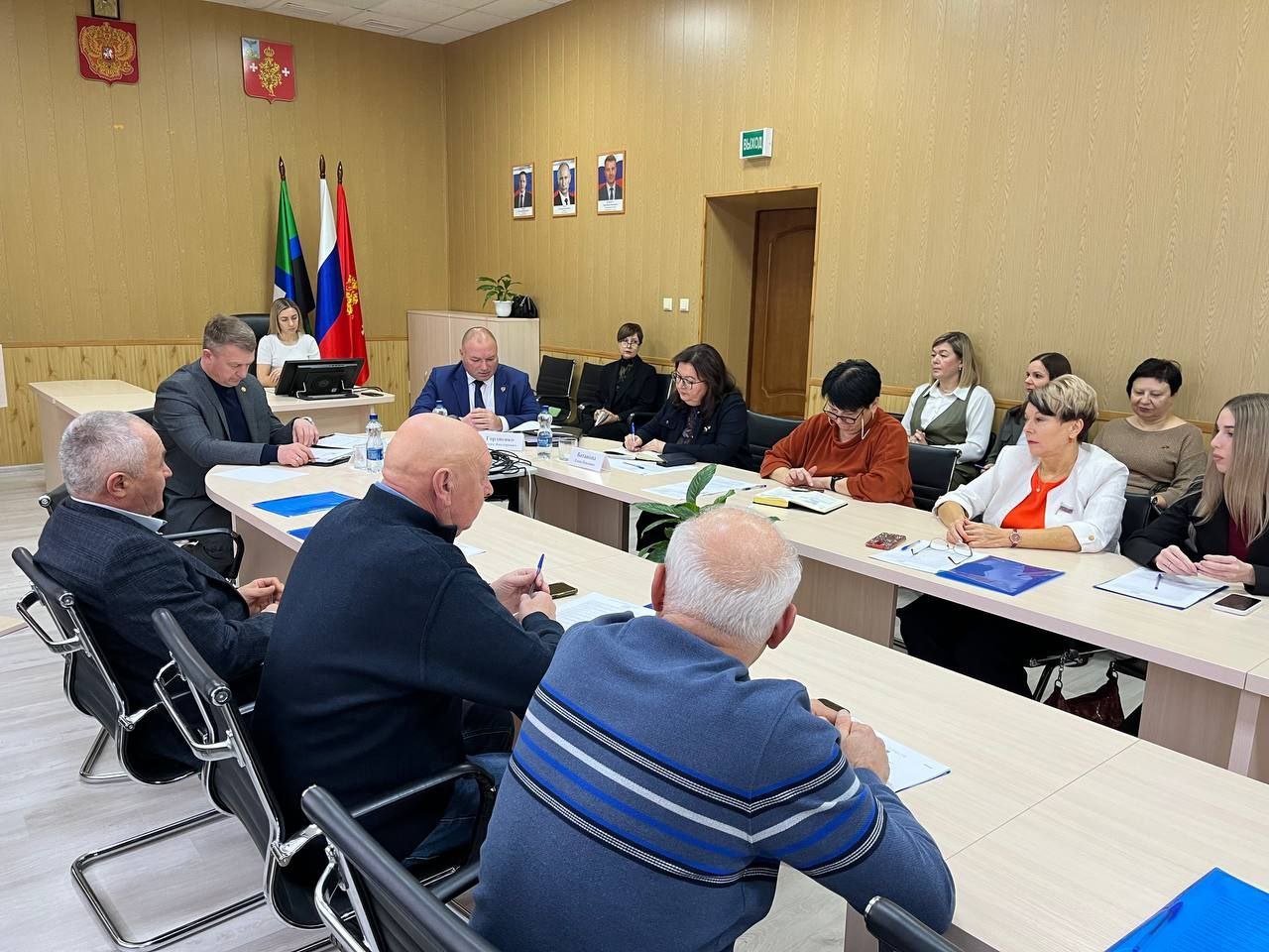 Владимир Переверзев: В Борисовском муниципальном округе состоялось очередное заседание Совета депутатов