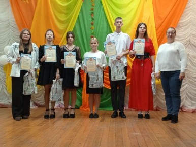 Сегодня мы отмечаем два важных события — престольный праздник в честь святых Космы и Дамиана Асийских и День села в Сетном, Терновом, Нечаево и Хмелевое