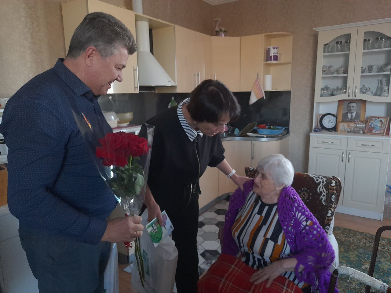 Татьяна Круглякова: Поздравила землячку с юбилеем Татьяна Круглякова: Поздравила землячку с юбилеем