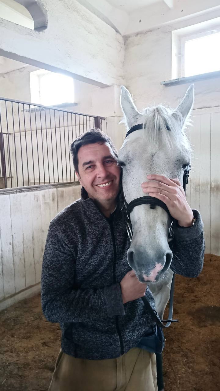 Всем привет, друзья. Ну что, вы готовы узнать, какой факт об Андрее Белоусове был правдивым? Раскрываем карты В нашей команде работают по-настоящему увлеченные люди! Каждую неделю наш коллега находит время для поездки в...