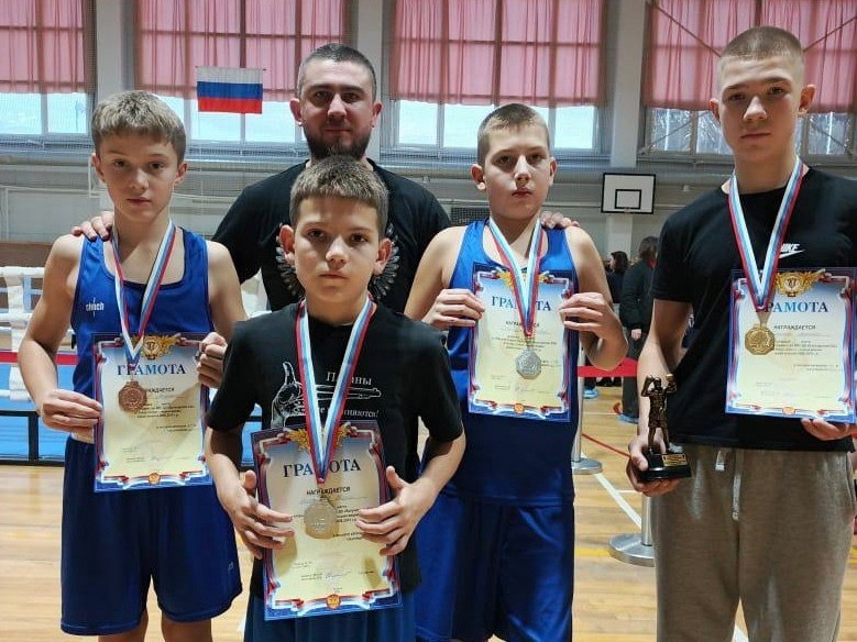 В Богучаре прошёл открытый турнир по боксу «Спорт - норма жизни» В Богучаре прошёл открытый турнир по боксу «Спорт - норма жизни»